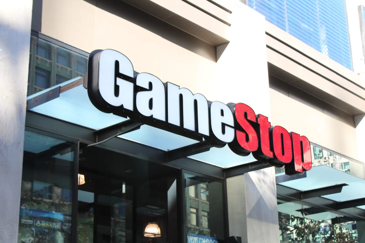 GameStop retail storefront lettering beside the entrance